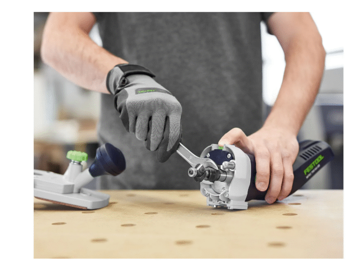 Mod. frezarka do krawędzi aku. MFKC 700 KA EB-Basic